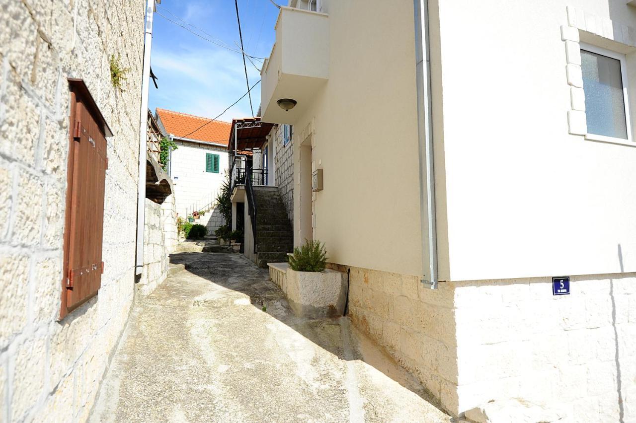 Apartments Rejo Donji Okrug  Exterior foto